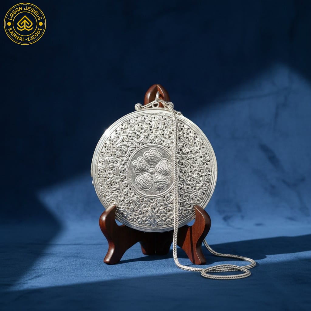 Silver Purse 1